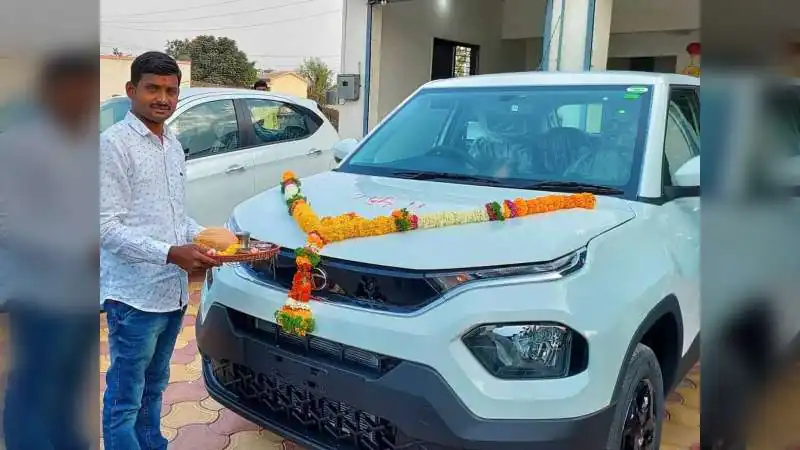 जून 2026 में टाटा पंच ने SUV सेगमेंट पर किया कब्जा, फ्रॉन्क्स की हेकड़ी निकली!