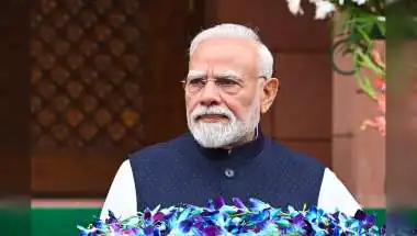 13 साल बाद SRCC पहुंचे PM मोदी, Gen-Z अंदाज में जोड़ा कनेक्शन