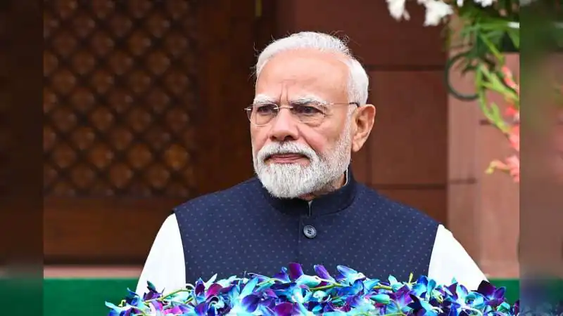 13 साल बाद SRCC पहुंचे PM मोदी, Gen-Z अंदाज में जोड़ा कनेक्शन